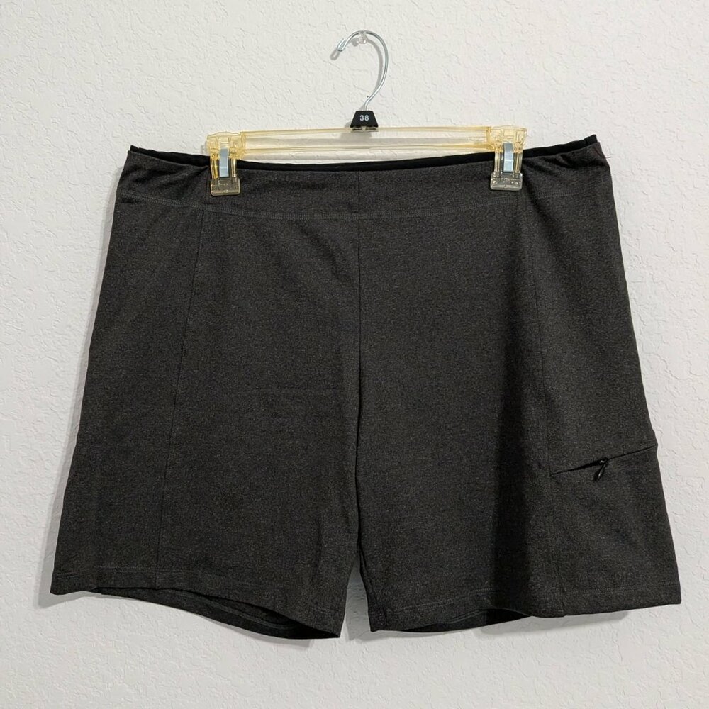 Stonewear Designs Women's Gray Athletic Shorts (Size XL)